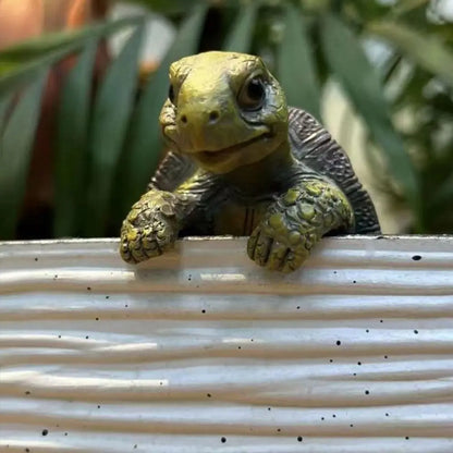 Hanging Turtle Ornament – Indoor & Outdoor Decor