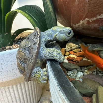 Hanging Turtle Ornament – Indoor & Outdoor Decor
