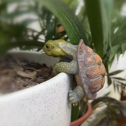 Hanging Turtle Ornament – Indoor & Outdoor Decor